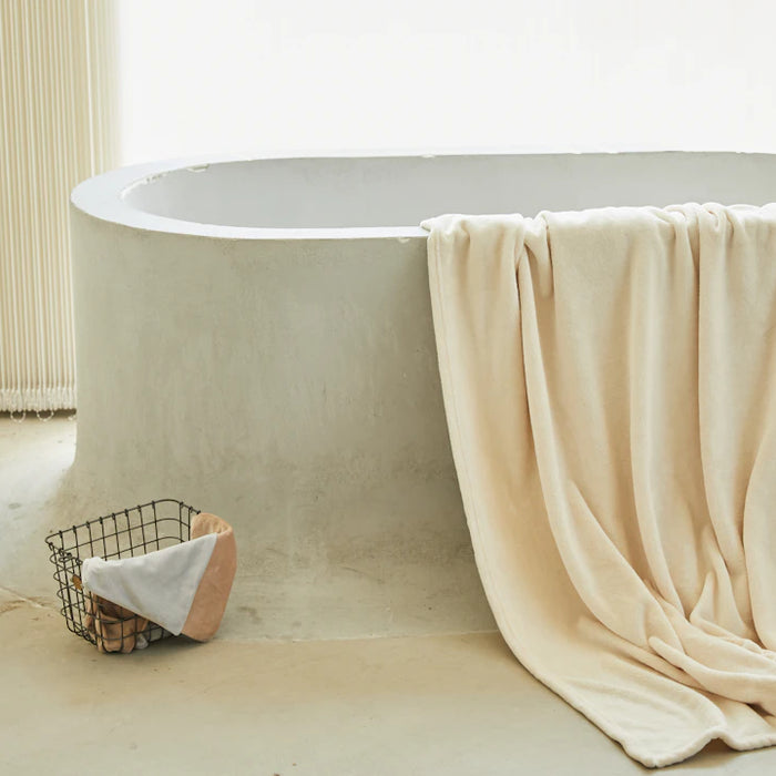 How Cold Plunge Tubs Boost Your Immune System